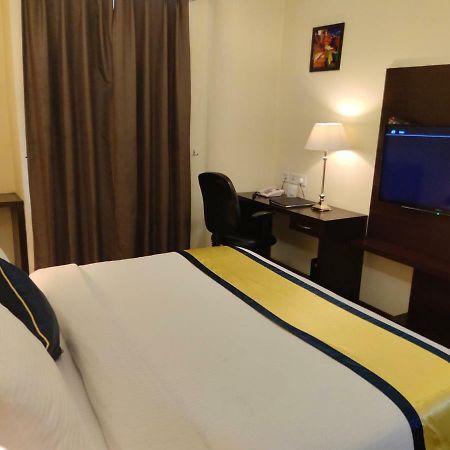 Days Hotel By Wyndham, Jalandhar Esterno foto