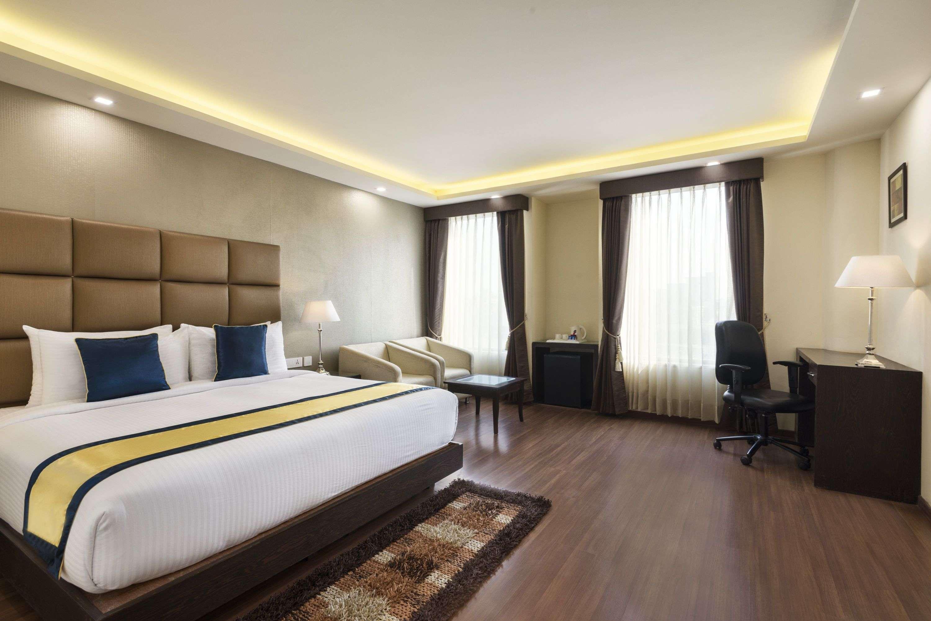 Days Hotel By Wyndham, Jalandhar Esterno foto