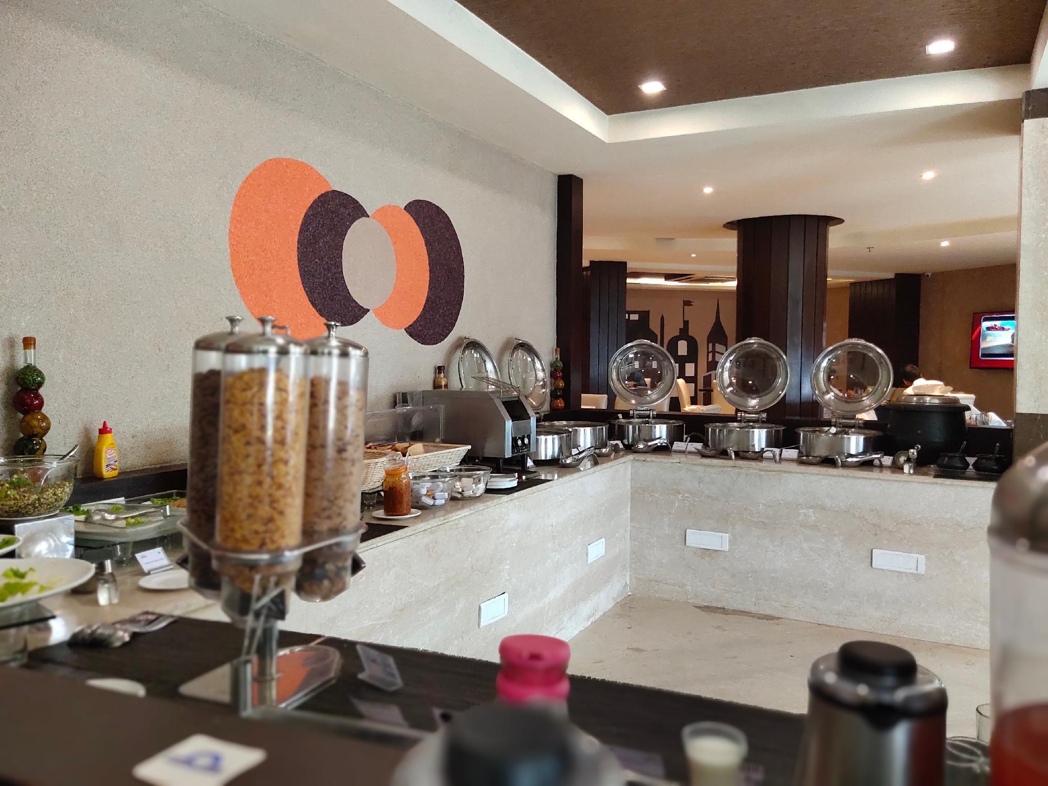 Days Hotel By Wyndham, Jalandhar Esterno foto