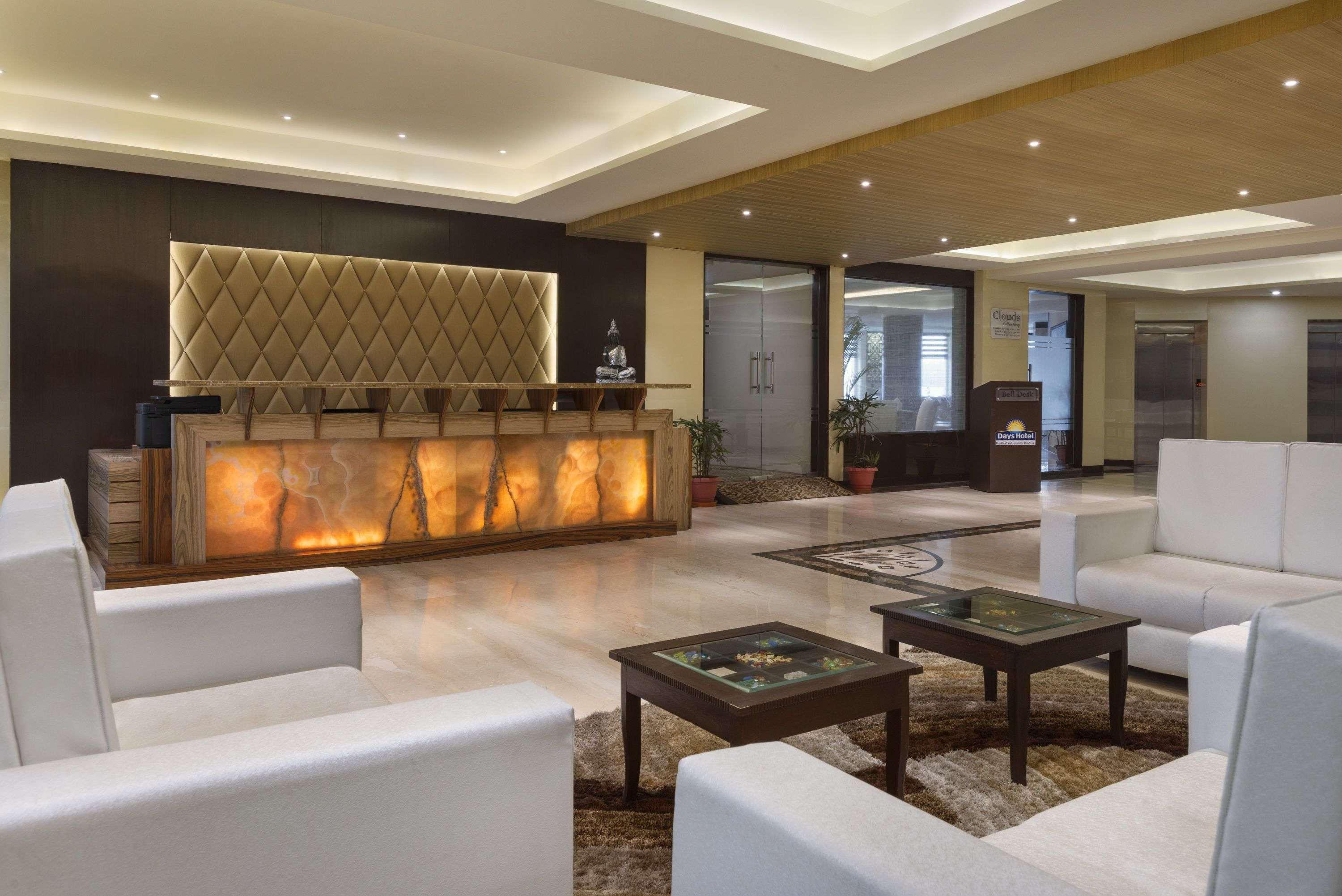 Days Hotel By Wyndham, Jalandhar Esterno foto