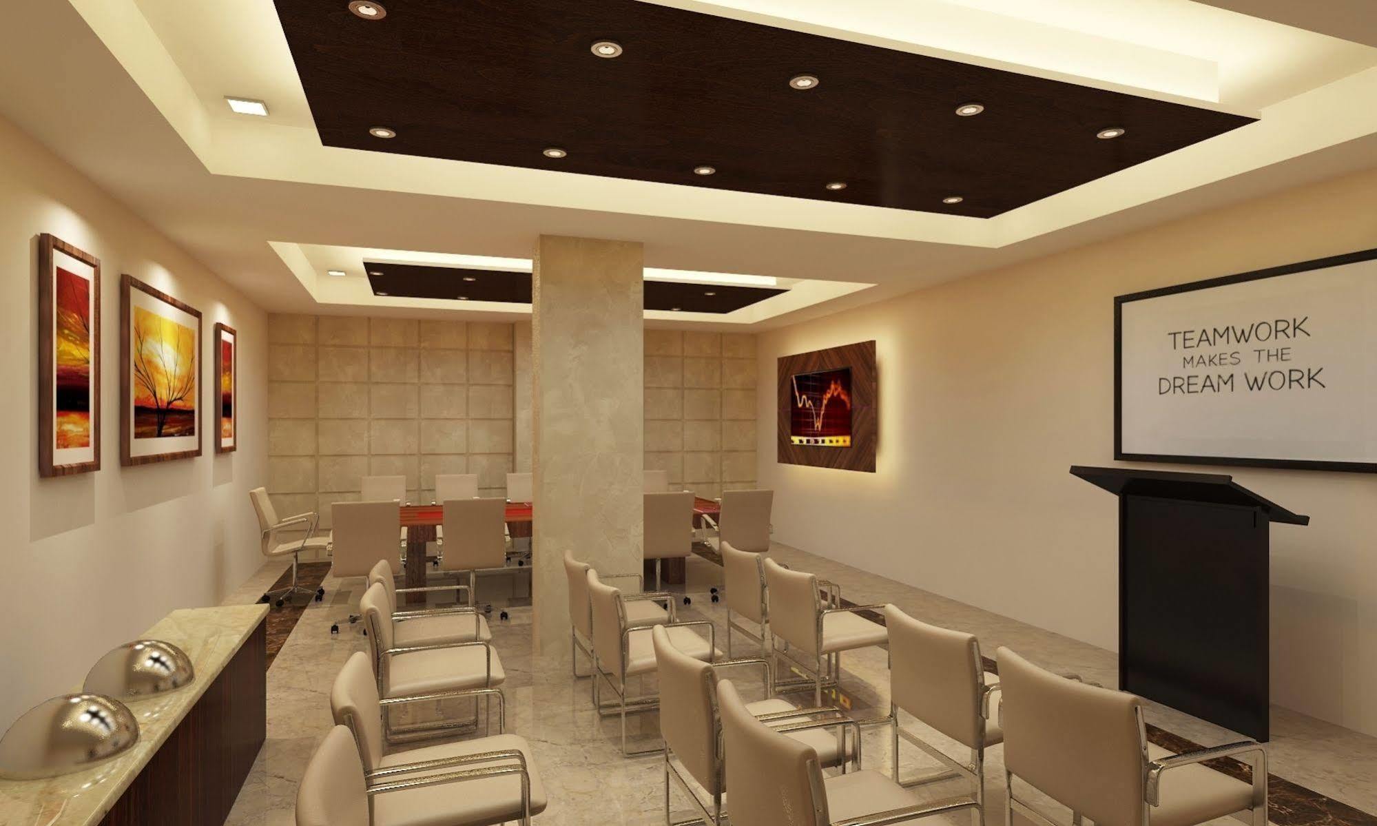 Days Hotel By Wyndham, Jalandhar Esterno foto
