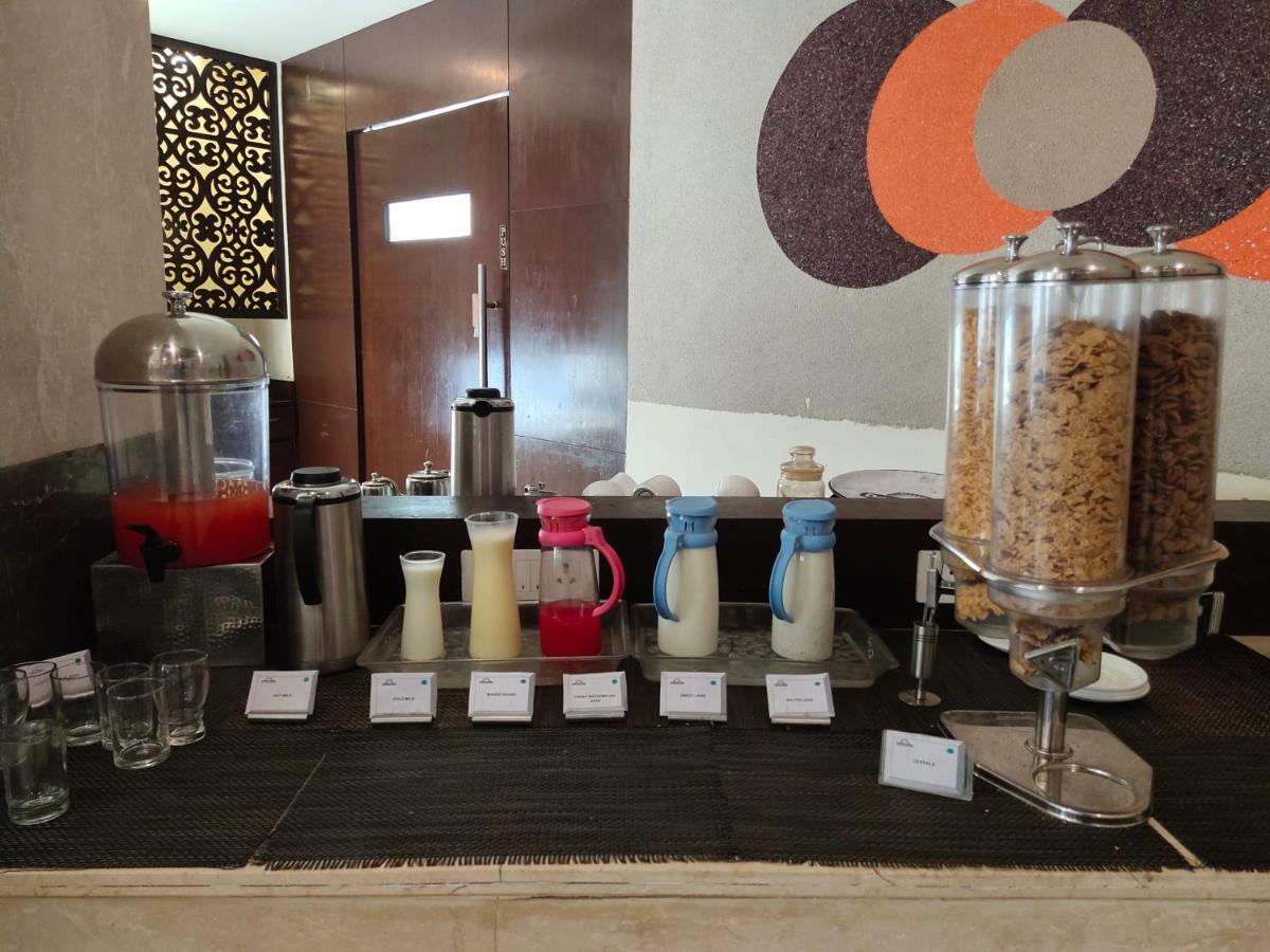 Days Hotel By Wyndham, Jalandhar Esterno foto